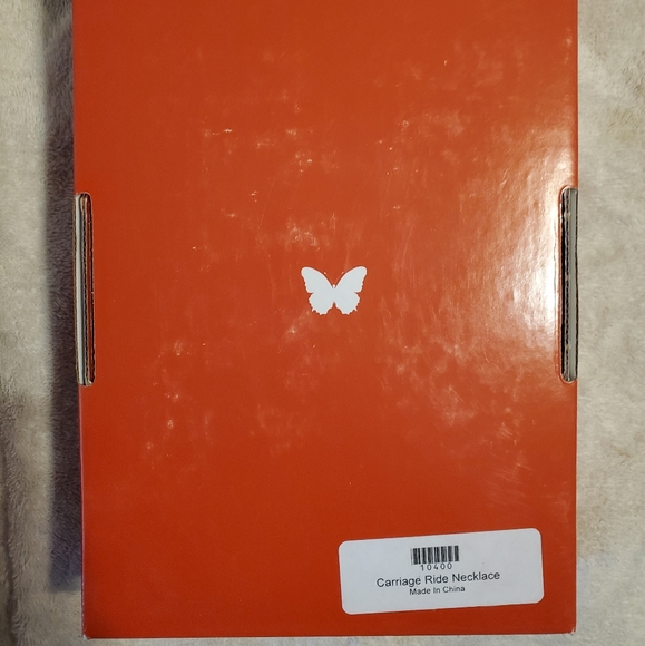 Carriage Ride Necklace 30" resin Pearls with accented glass stones. - Picture 11 of 15